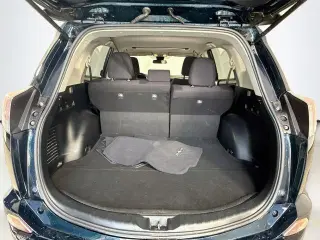 Toyota RAV4 2018 XLE 4dr SUV