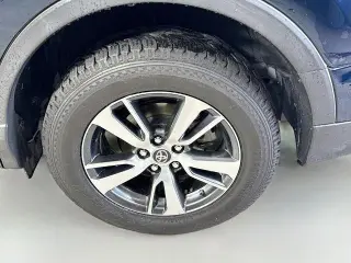 Toyota RAV4 2018 XLE 4dr SUV