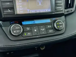 Toyota RAV4 2018 XLE 4dr SUV