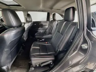 Toyota Highlander 2019 AWD SE 4dr SUV