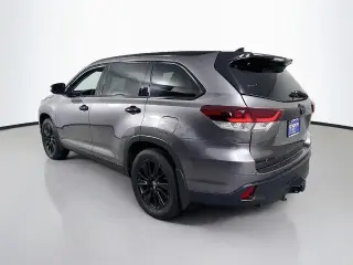 Toyota Highlander 2019 AWD SE 4dr SUV