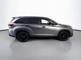Toyota Highlander 2019 AWD SE 4dr SUV