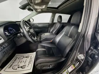 Toyota Highlander 2019 AWD SE 4dr SUV