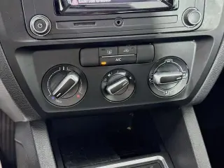 Volkswagen Jetta 2018 1.4T S 4dr Sedan 6A