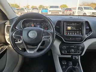 Jeep Cherokee 2022 4x4 Latitude Lux SUV de 4 puertas