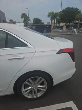 Sedán Cadillac CT4 Luxury 4p 2022