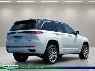 Jeep Grand Cherokee 2023 4x4 Summit SUV de 4 puertas