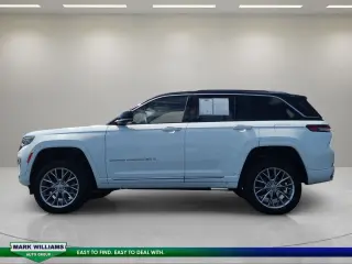 Jeep Grand Cherokee 2023 4x4 Summit SUV de 4 puertas