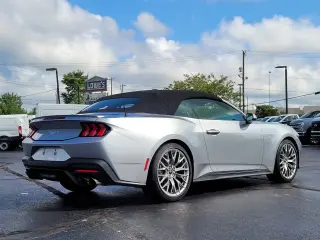 Ford Mustang 2024 EcoBoost Premium Convertible de 2 puertas