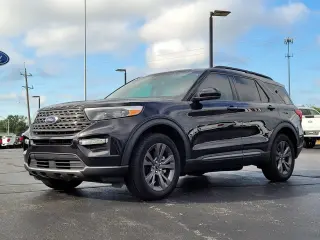 Ford Explorer 2023 AWD XLT SUV de 4 puertas