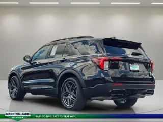 Ford Explorer 2025 AWD ST-Line SUV de 4 puertas