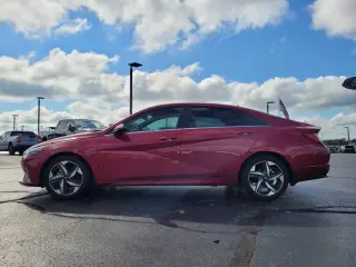 Hyundai ELANTRA 2023 Limited 4dr Sedan