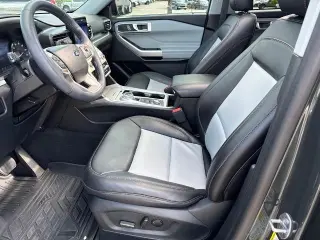 Ford Explorer 2023 AWD XLT SUV de 4 puertas