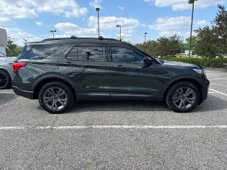 Ford Explorer 2023 AWD XLT SUV de 4 puertas
