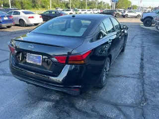 Nissan Altima 2025 Sedán de 4 puertas 2.5 SV