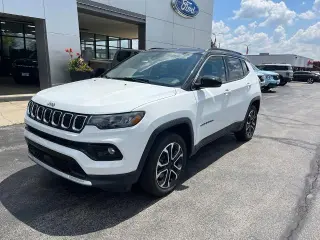 Jeep Compass 2023 4x4 Limited SUV de 4 puertas