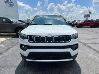 Jeep Compass 2023 4x4 Limited SUV de 4 puertas