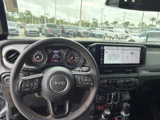 Jeep Wrangler 2024 4x4 Sport SUV de 4 puertas