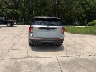 Ford Explorer 2023 AWD ST SUV de 4 puertas