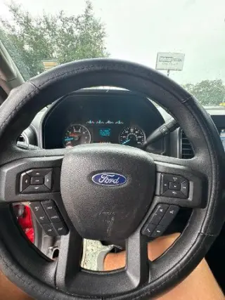 Ford F-150 2019 4x4 XLT 4dr SuperCrew batea de 5.5 pies