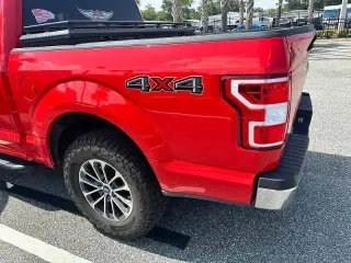 Ford F-150 2019 4x4 XLT 4dr SuperCrew batea de 5.5 pies