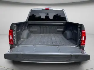 Ford F-150 2023 4x4 XL SuperCrew 4 puestas caja corta de 5.5 pies
