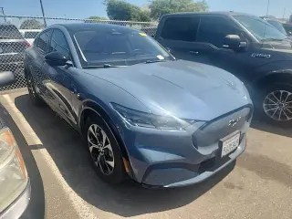 SUV Ford Mustang Mach-E Premium 2023 de 4 puertas