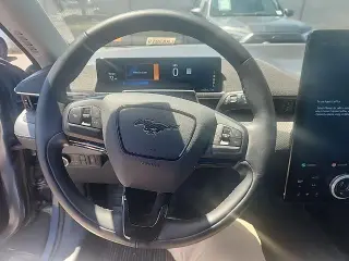 SUV Ford Mustang Mach-E Premium 2023 de 4 puertas
