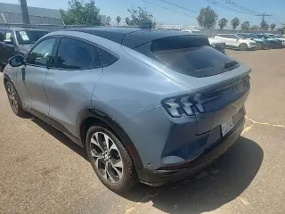 SUV Ford Mustang Mach-E Premium 2023 de 4 puertas