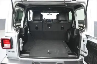 Jeep Wrangler Unlimited 2022 4x4 Sahara 4dr SUV