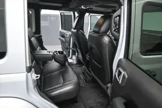 Jeep Wrangler Unlimited 2022 4x4 Sahara 4dr SUV