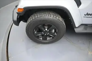 Jeep Wrangler Unlimited 2022 4x4 Sahara 4dr SUV