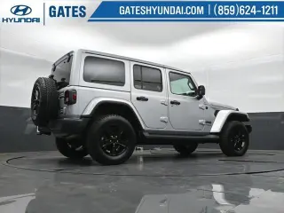 Jeep Wrangler Unlimited 2022 4x4 Sahara 4dr SUV