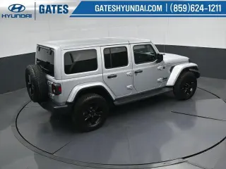 Jeep Wrangler Unlimited 2022 4x4 Sahara 4dr SUV