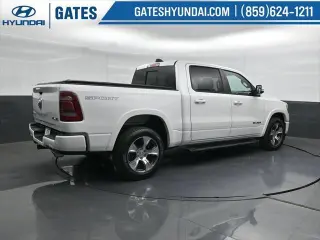 Ram 1500 2020 4x4 Laramie Crew Cab de 4 puertas, caja corta de 5.6 pies