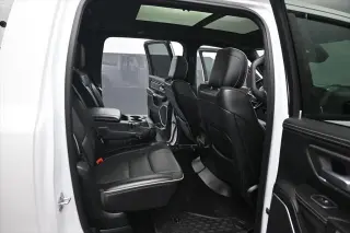 Ram 1500 2020 4x4 Laramie Crew Cab de 4 puertas, caja corta de 5.6 pies