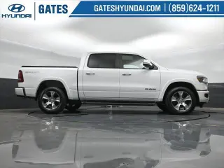 Ram 1500 2020 4x4 Laramie Crew Cab de 4 puertas, caja corta de 5.6 pies