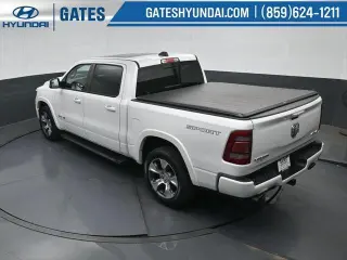 Ram 1500 2020 4x4 Laramie Crew Cab de 4 puertas, caja corta de 5.6 pies