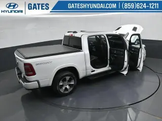Ram 1500 2020 4x4 Laramie Crew Cab de 4 puertas, caja corta de 5.6 pies