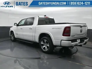 Ram 1500 2020 4x4 Laramie Crew Cab de 4 puertas, caja corta de 5.6 pies