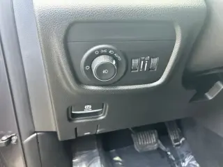 Jeep Grand Cherokee L 2025 4x4 Limited SUV de 4 puertas