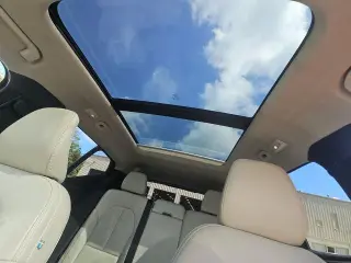 Volvo XC40 2023 B4 Ultimate Dark Theme 4dr SUV