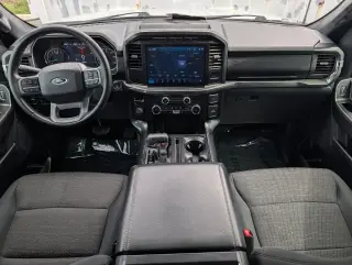 Ford F-150 2023 4x2 XLT 4 puertas SuperCrew caja corta de 5.5 pies