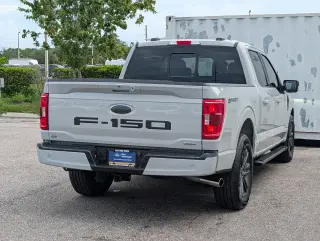 Ford F-150 2023 4x2 XLT 4 puertas SuperCrew caja corta de 5.5 pies