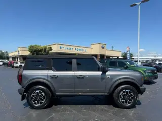 Ford Bronco 2021 4x4 Big Bend SUV de 4 puertas