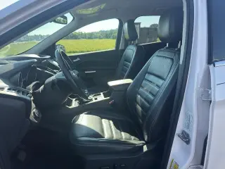 Ford Escape 2019 AWD Titanium SUV de 4 puertas
