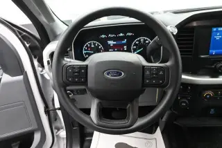 Ford F-150 2022 4x4 XL 4 puertas SuperCrew batea corta de 5.5 pies