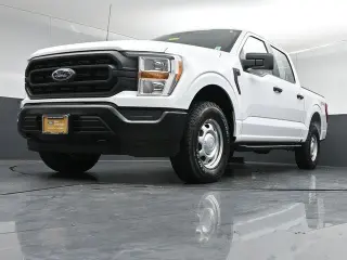 Ford F-150 2022 4x4 XL 4 puertas SuperCrew batea corta de 5.5 pies