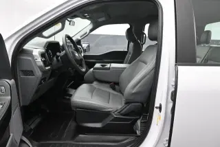 Ford F-150 2022 4x4 XL 4 puertas SuperCrew batea corta de 5.5 pies
