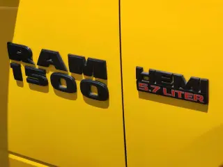 Ram 1500 2016 4x4 Sport 4dr Crew Cab batea de 5.5 pies